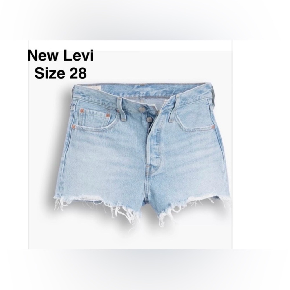 NEW 501® Levi’s ORIGINAL FIT HIGH RISE WOMEN'S SHORTS size 28 with tags ⭐️⭐️⭐️⭐️